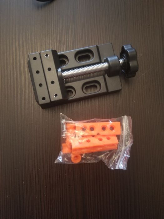 Настольная мини дрель