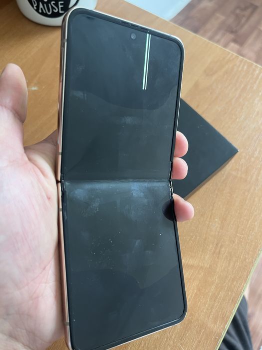 Samsung galaxy z flip 4