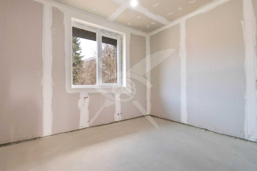 Продава се Къща в с. Владая, Област София-град - 285 кв.м за 1162 €/кв.м - Снимка #16