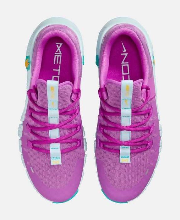 Нови оригинални обувки на Nike