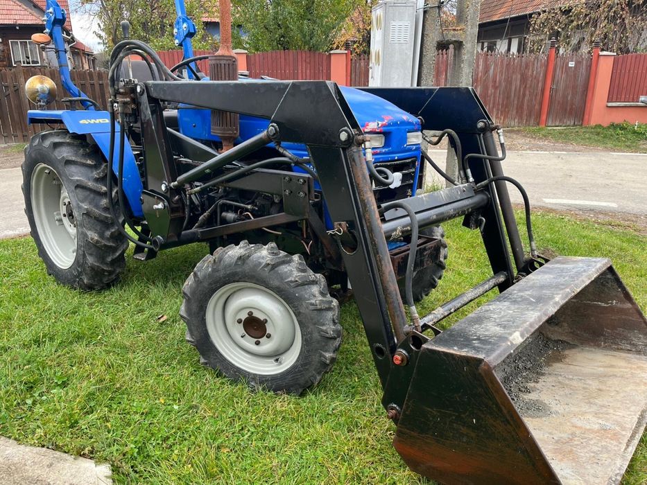 Tractoras Jinma 254