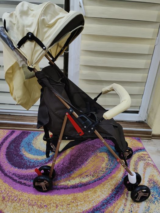 Чисто Нова Ултра Лека Сгъваема Лятна Количка
За Деца 1-3г. 
49€