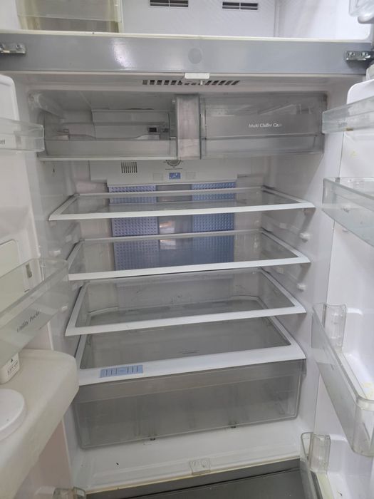 Продам холодильник Hitachi
