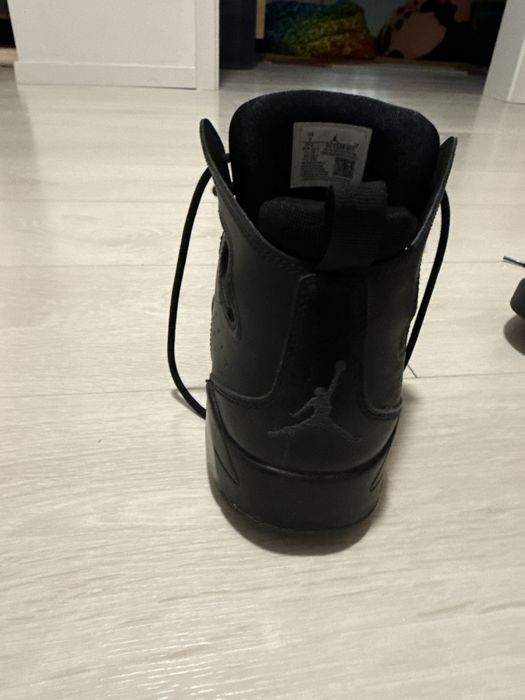 Jordan 6 negri marimea 42,5