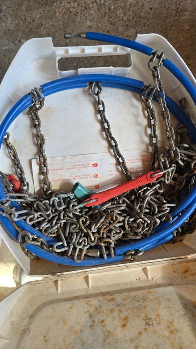Lanturi auto zapada