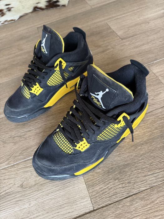 Jordan 4 yellow thunder originali