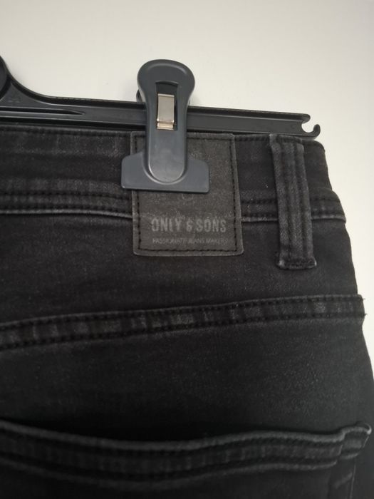 Blugi baieti  negri  , material blug  elastic