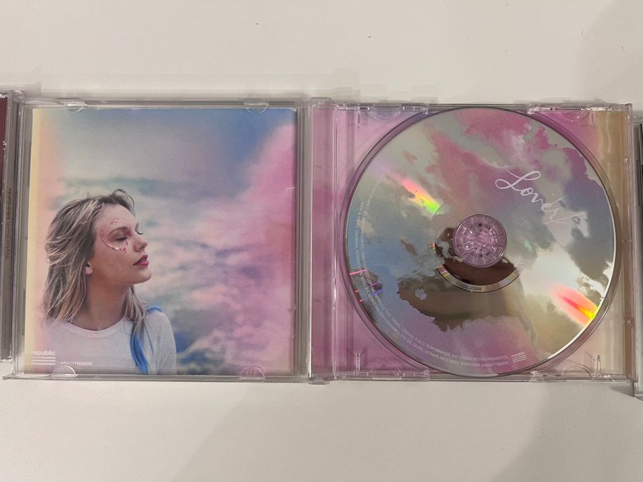 Cd na Taylor Swift(3 броя)