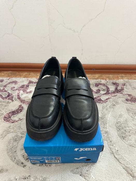 Продается женская обувь