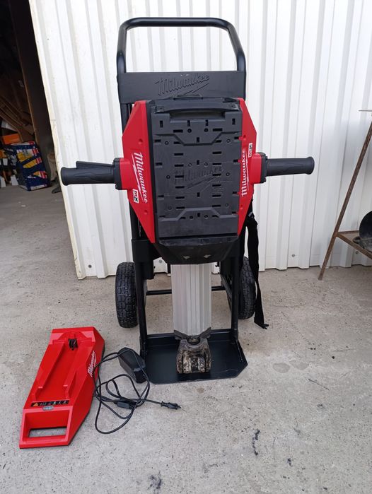 Rems cento due dispozitiv de tăiat țeavă metalică