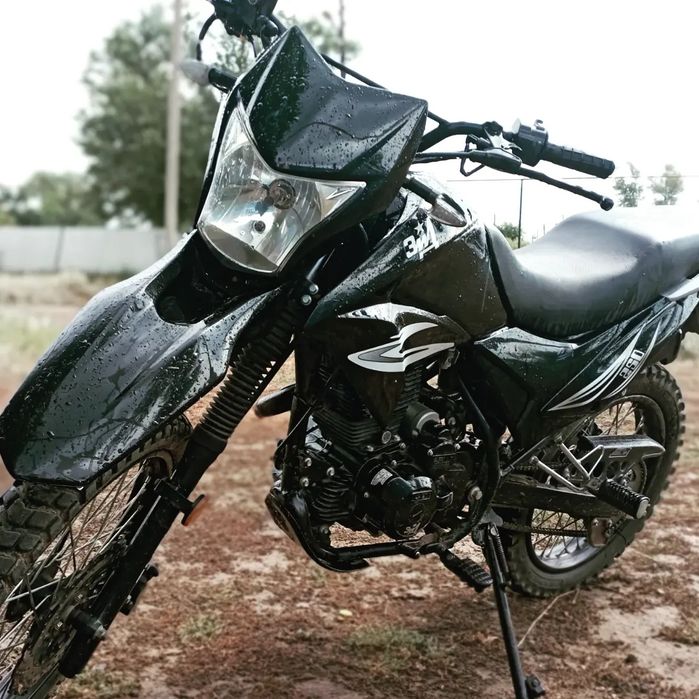 Продам эндуро ЗиД-250 кубов
