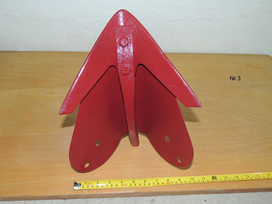 Браздир /лястовица/ с 2 отвора за култиватор. Менгеме. Плуг