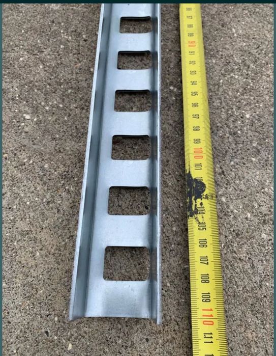 Montanti multigaura - Italia