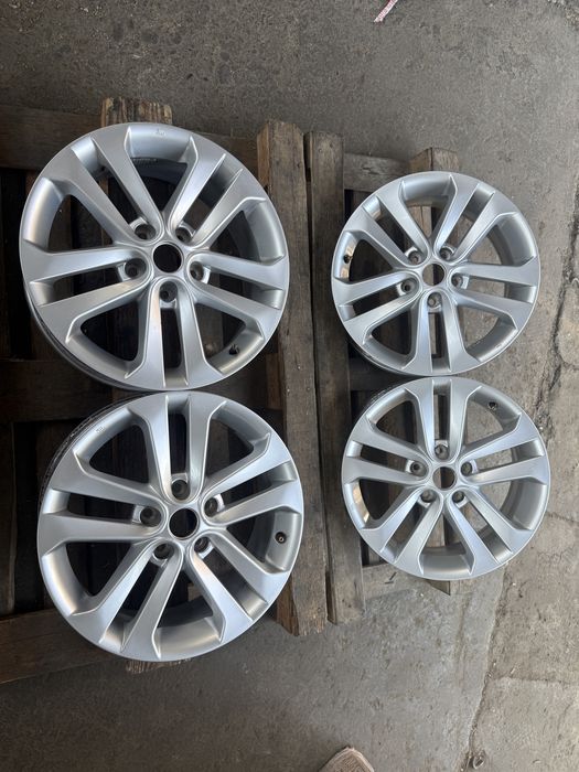 Jante aluminiu originale Nissan Juke Qashqai Xtrail sau Dacia Duster pe 17"