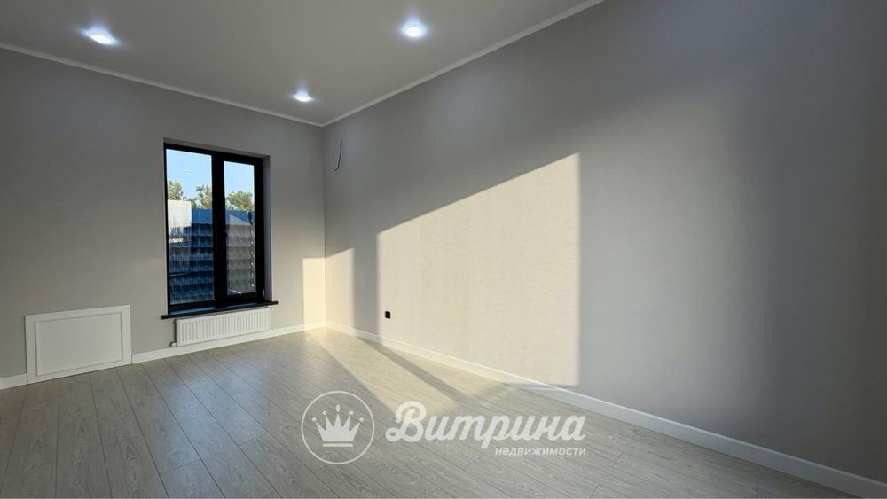 Коттедж в махалле Амира Темура , 5 комнатный  на 2-х сотках