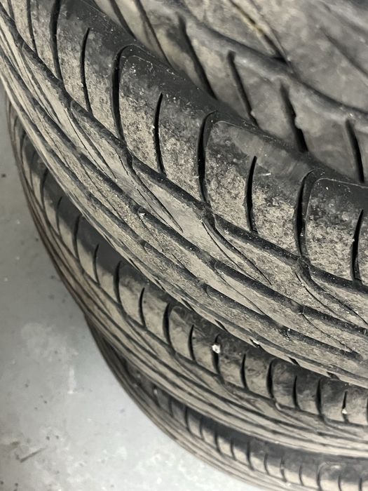 Продам шины 215/55/17 лето