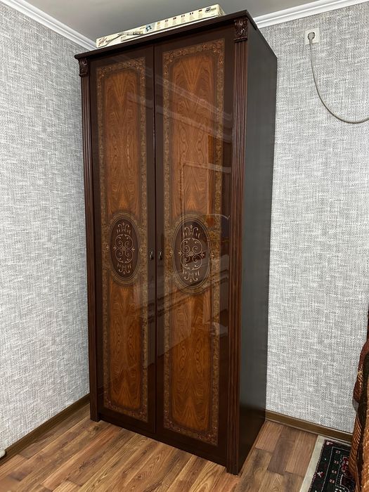 Продается шкаф для вещей