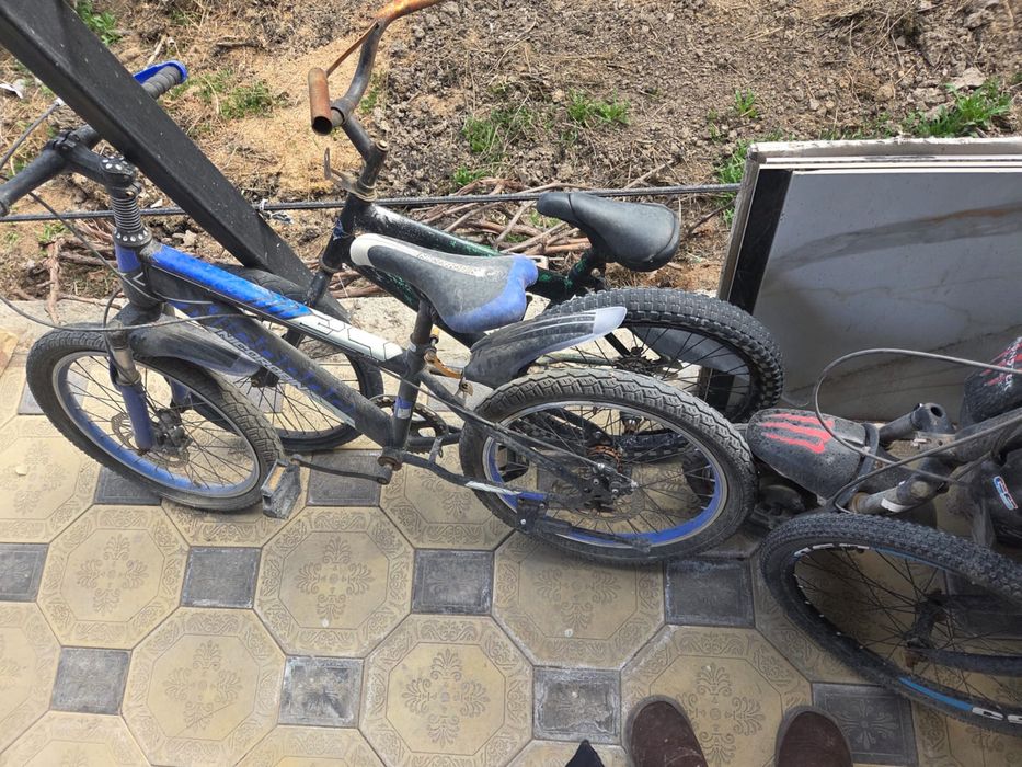 Велосипед 3 шт мапед 1 шт