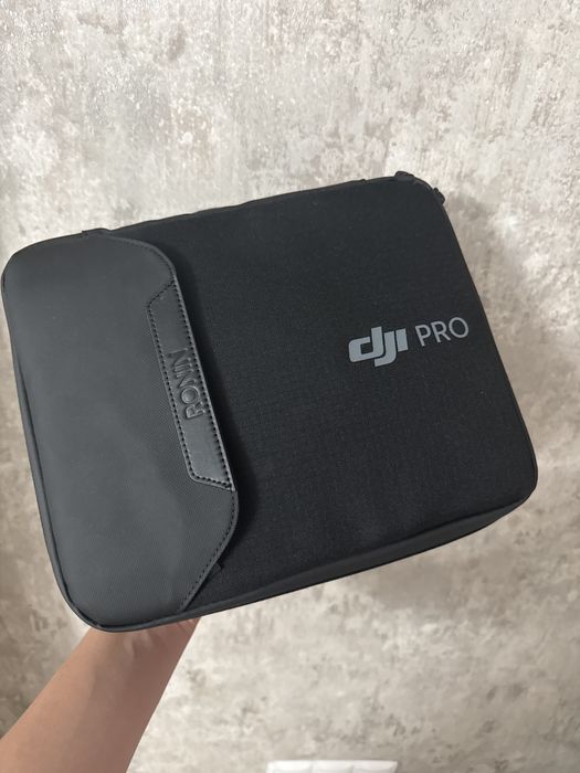 Стабилизатор DJI RS 4 Combo