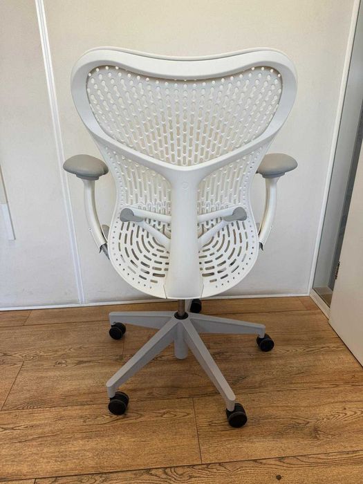 Refurbished Herman Miller Mirra 2 Alpine