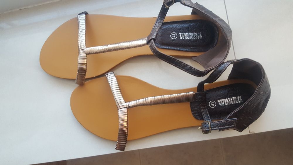 Дамски сандали