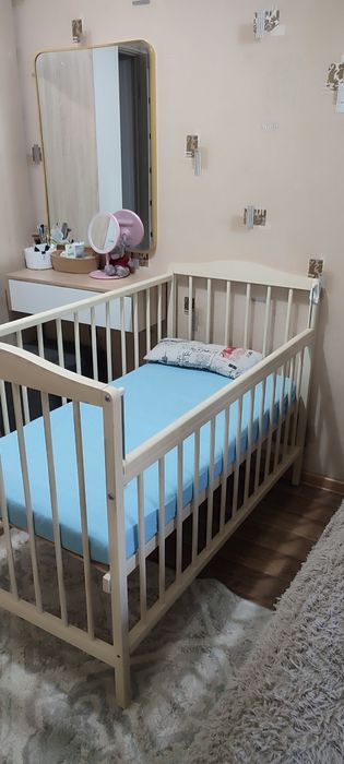 Детская кроватка