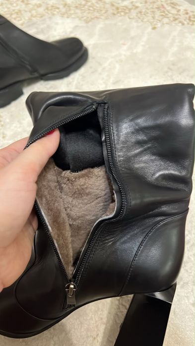 Продам зимние сапоги