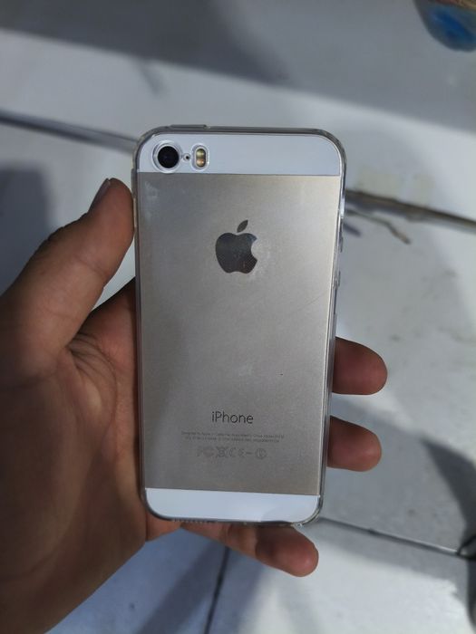 Iphone5s ideal xolatda 32 gb