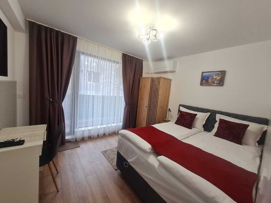 Дава се под наем Тристаен апартамент в Варна, Център - 80 кв.м за 887.4 € - Снимка #3