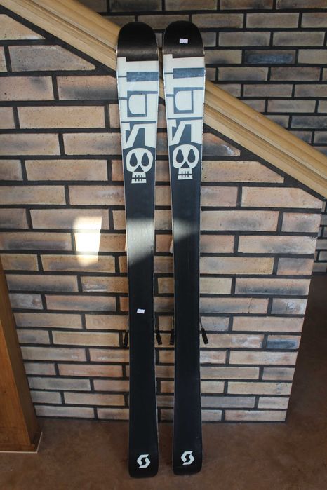 Schiuri Scott Rebel 152cm cod:0257