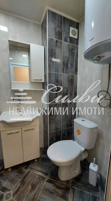 Продава се Двустаен апартамент в Шумен, Тракия - 60 кв.м за 1573 €/кв.м - Снимка #3