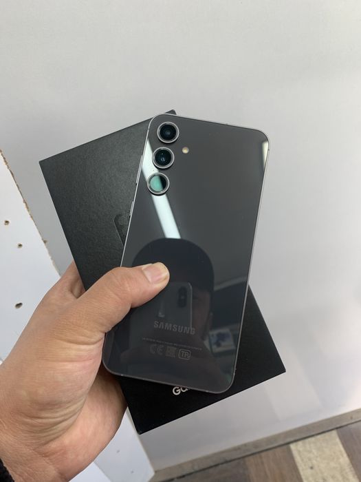 Galaxy s23 FE 8 ga 128 gb