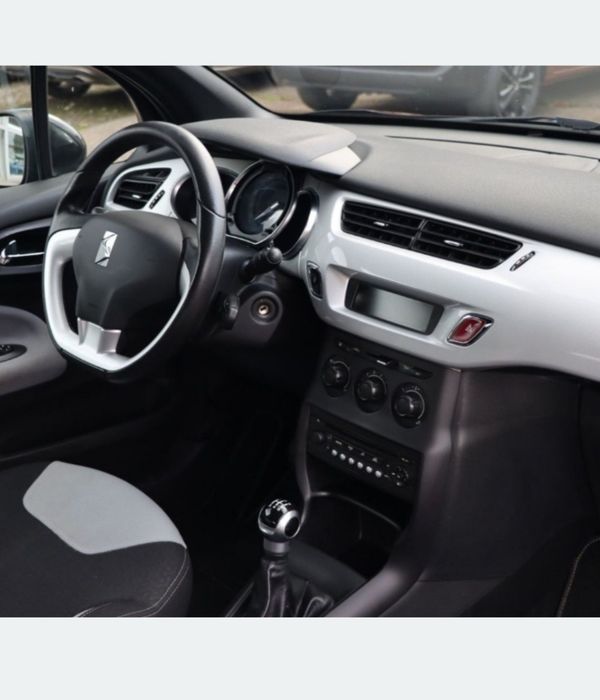 CITROËN DS3 2011 — imagine 4