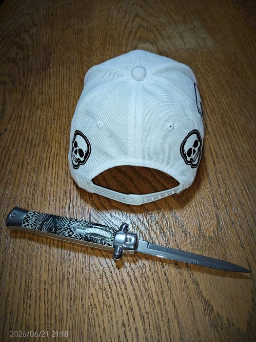 Продам бейсболку "Gangsta'Style"
