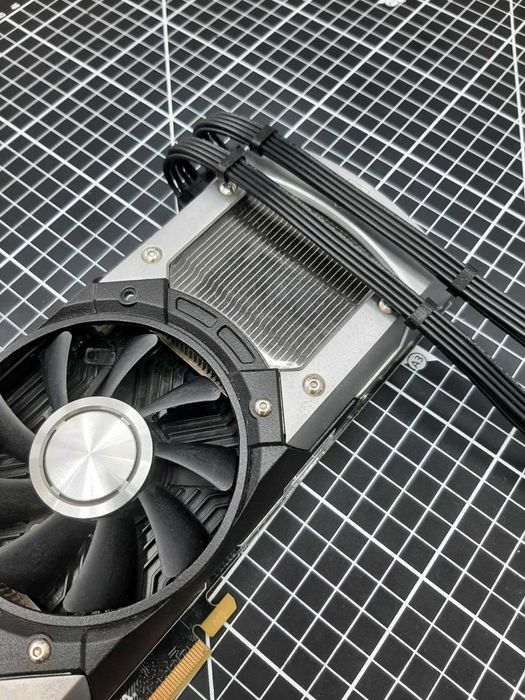 Cablu de alimentare PCI-e pentru surse Corsair