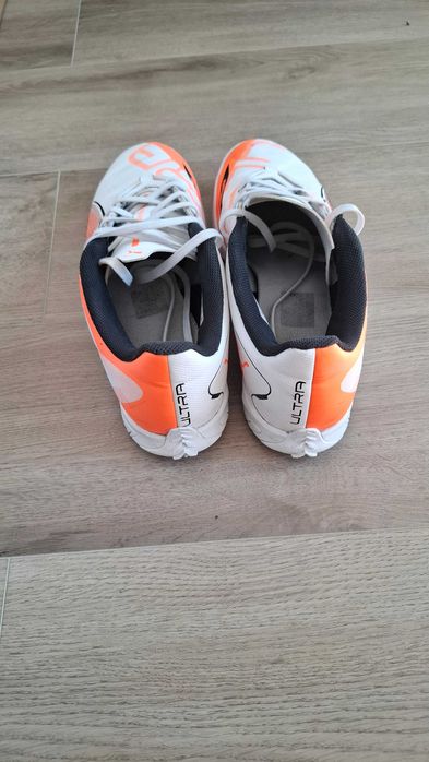 Adidasi Puma ultra 42