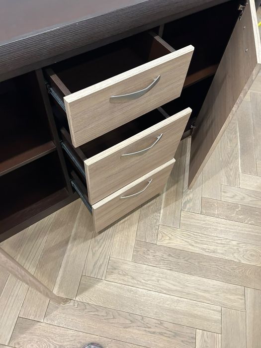 Комод 35 × 135см