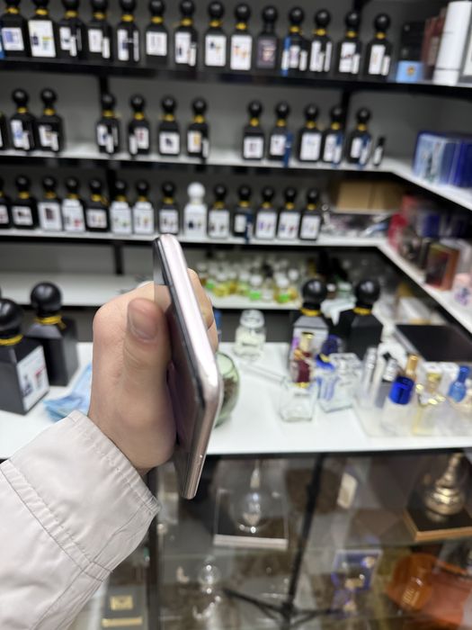 oppo 2020 в белом цвете