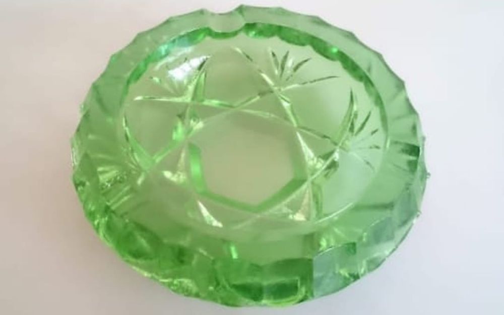 Пепельницы цветное стекло, хрусталь