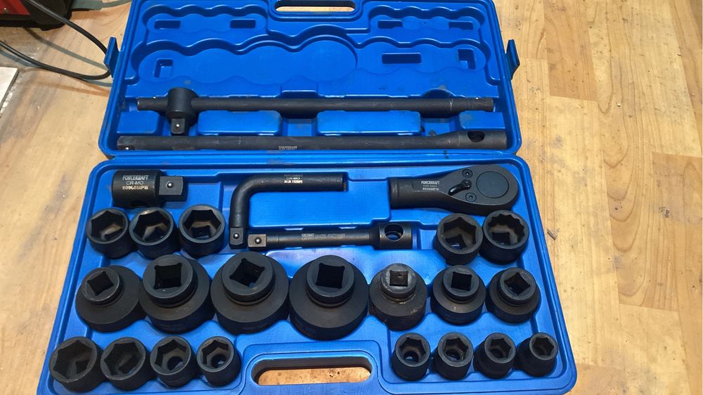 Инструменты , новые хорошего качества