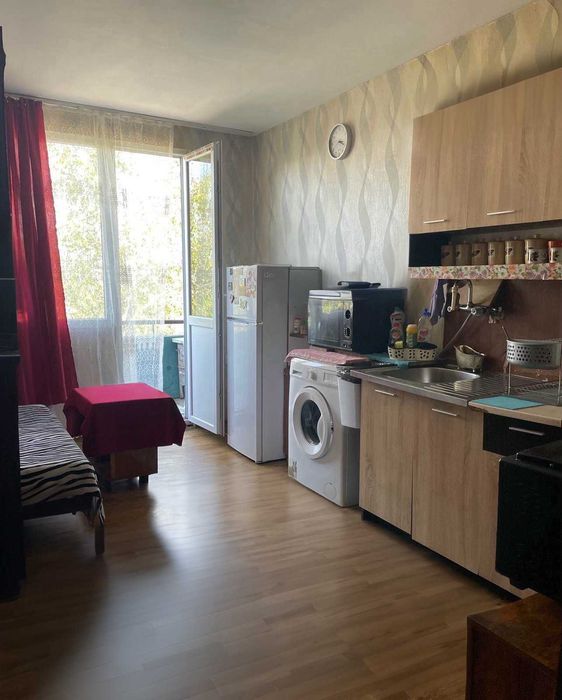 Дава се под наем Тристаен апартамент в с. Гара Елин Пелин, Област София-област - 87 кв.м за 110000 € - Снимка #3