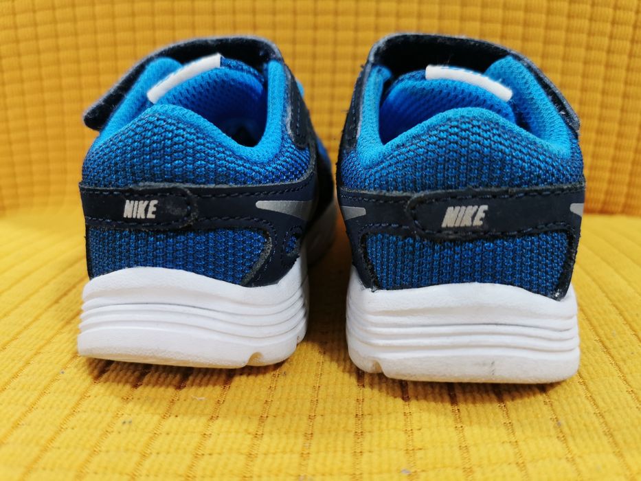 Adidași Nike originali copii 21 ca noi