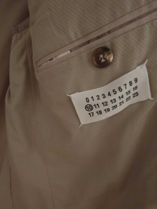 Costum complet Maison Margiela 10, 100% lână, stare impecabila