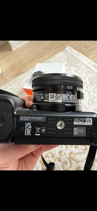 Sony ZVE-10 в идеальном состоянии