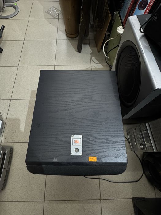 Субуфер JBL E150P/230