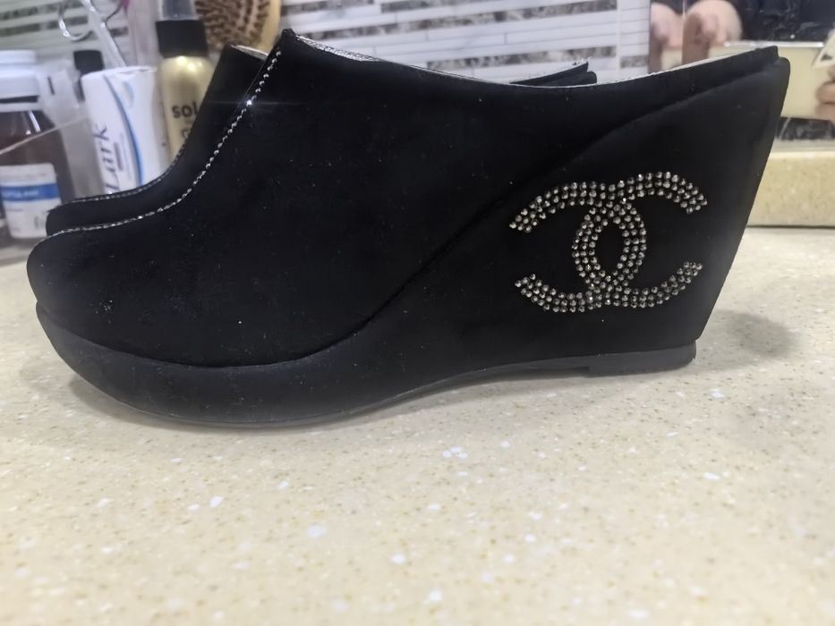 Сабо замшевые выходные