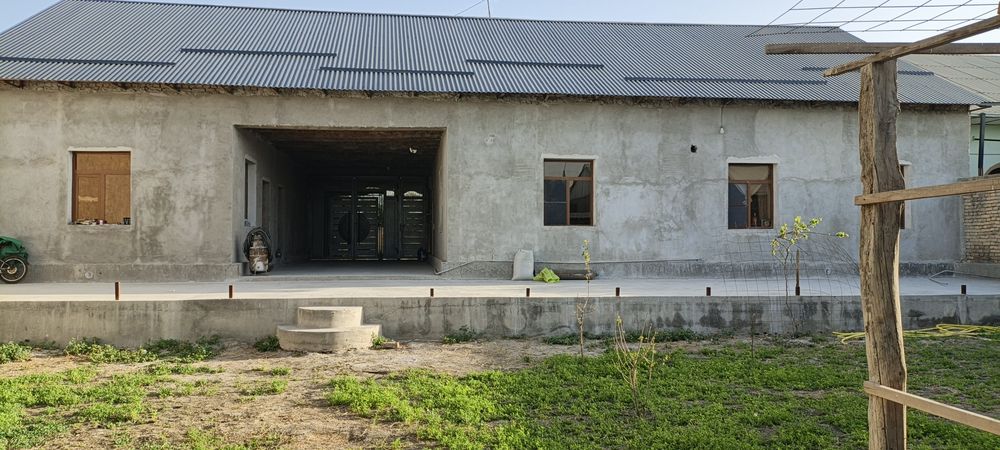 Уй сотилади 5 микрорайон кирпичка