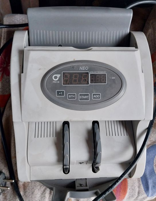 Машинка для счета денег банкнот