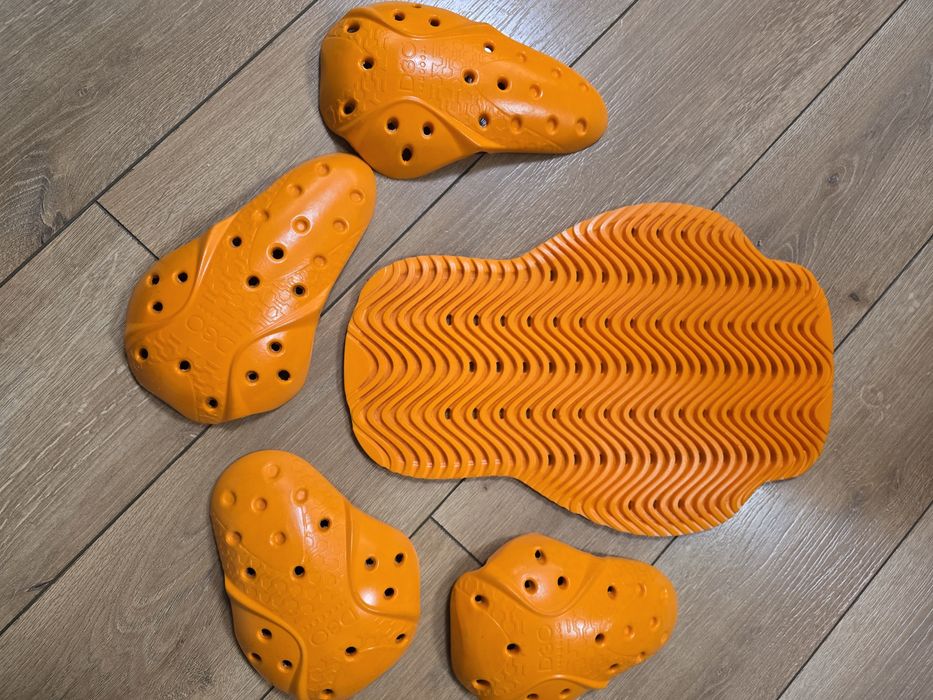 Мото яке Icon Konflict