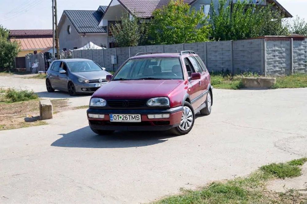 VOLKSWAGEN Golf 1996 — imagine 5